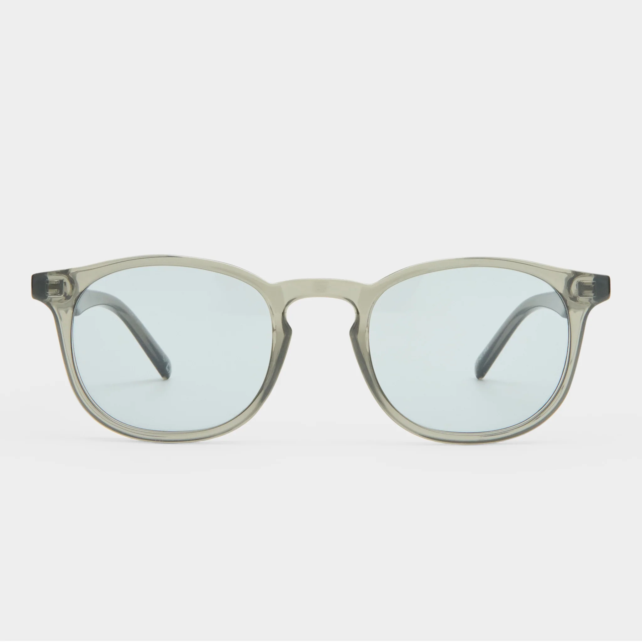 CLUB ROYALE | PEWTER